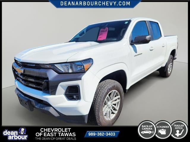 2024 Chevrolet Colorado Crew Cab Short Box 4-Wheel Drive LT in Summit White — front three-quarter view